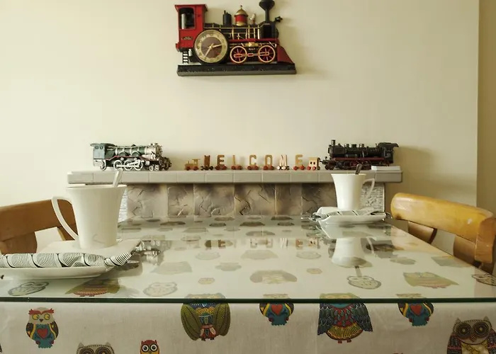 Railway Lodge Guest House *